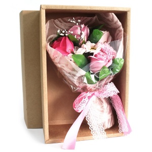 Różowy Bukiet Mydlany w Pudełku