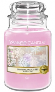 Yankee Candle - duża świeca Snowflake Kisses - 623g
