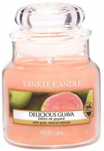 Yankee Candle - Mały słoik Delicious Guava - 104g
